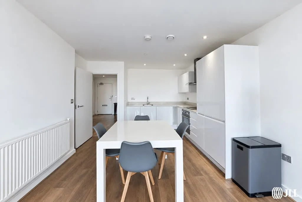 Station Street, London, E15, photo 11