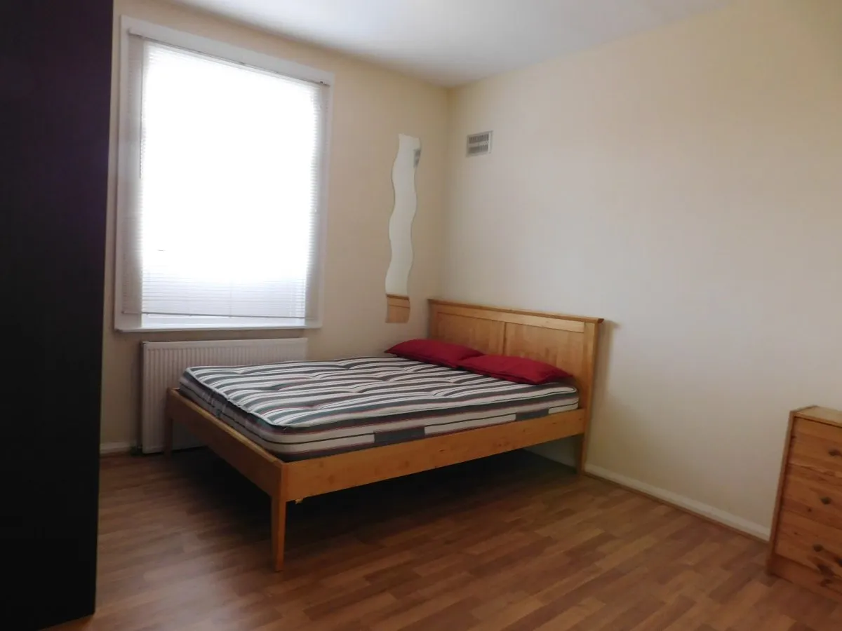 Greenford Avenue, Hanwell, W7, photo 5