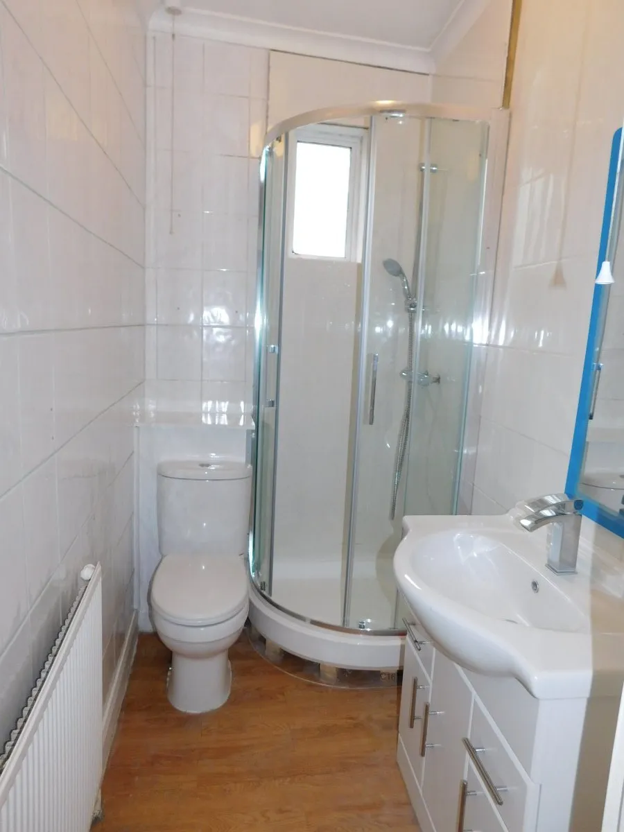 Greenford Avenue, Hanwell, W7, photo 6