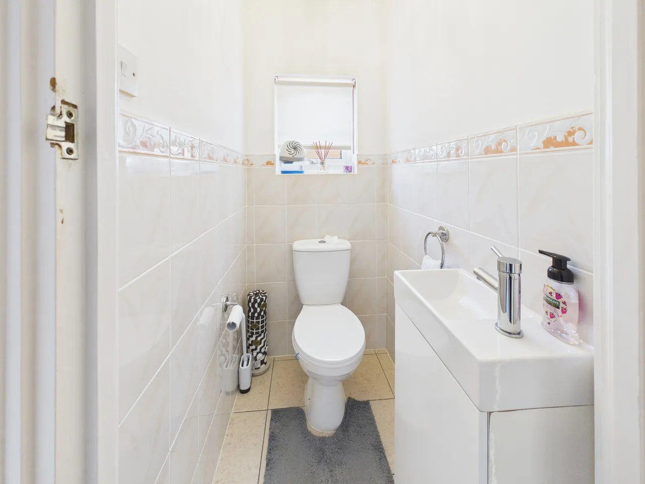 Ferndale Road, Ashford, TW15, photo 9