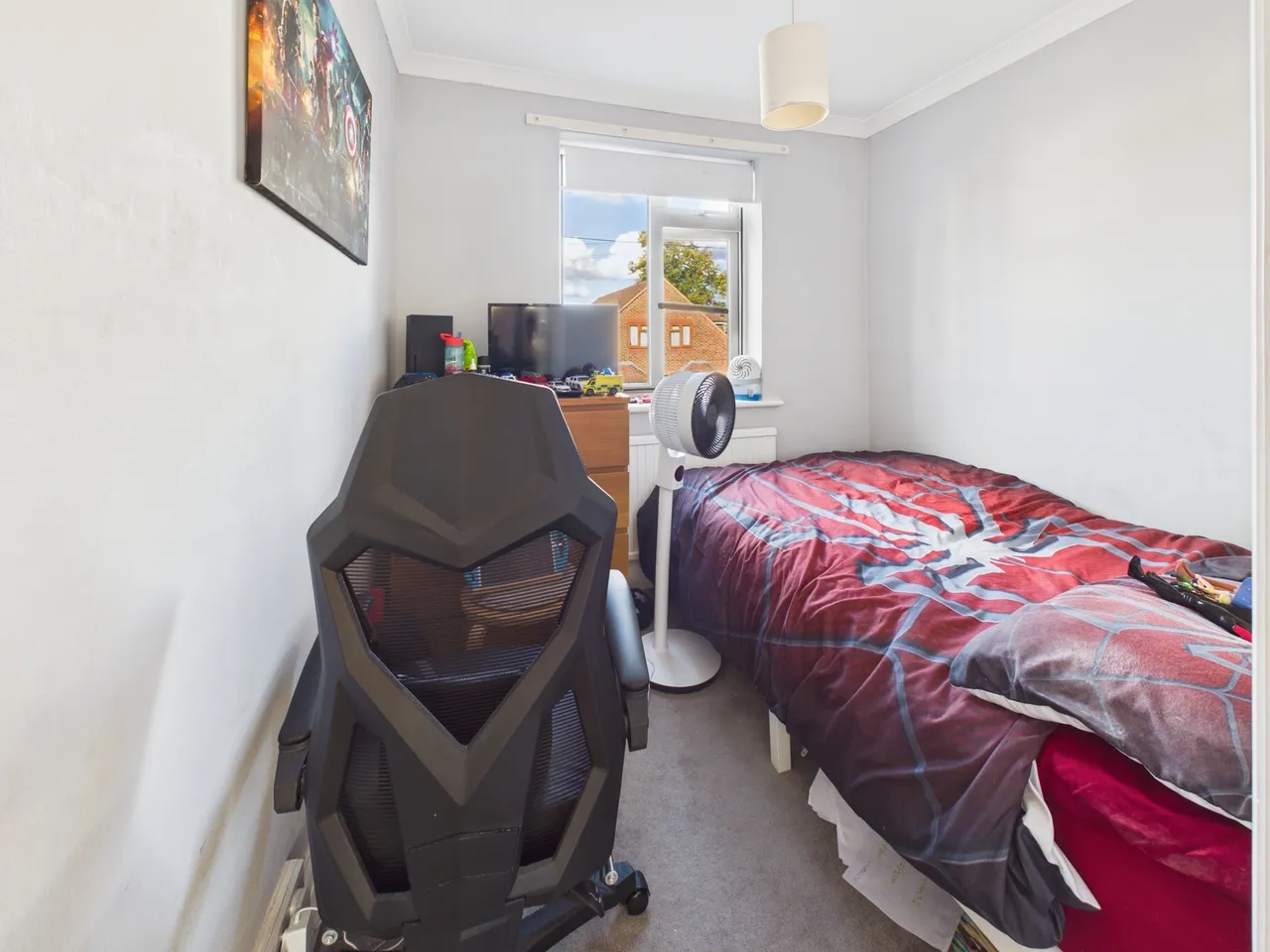 Ferndale Road, Ashford, TW15, photo 7