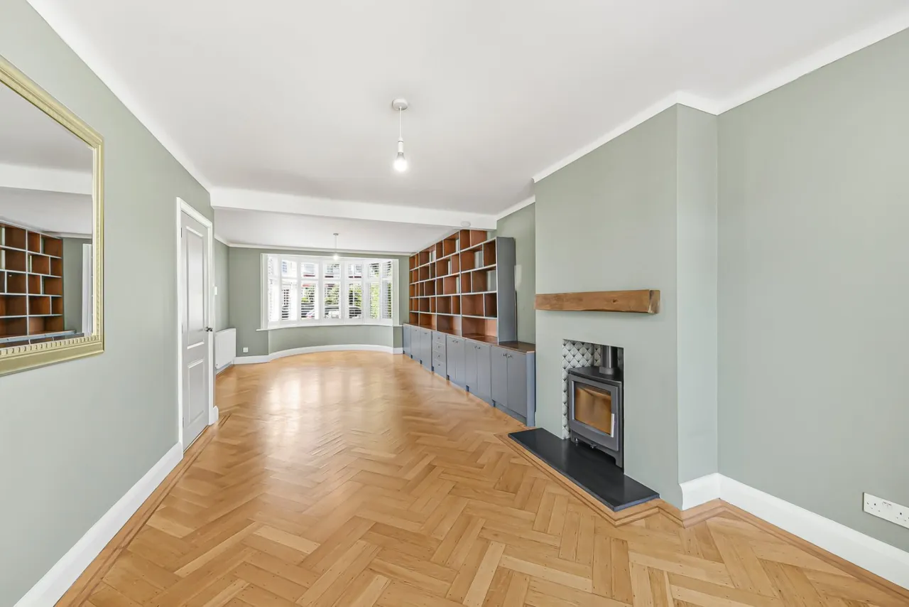 Vincent Gardens, London, NW2, photo 20