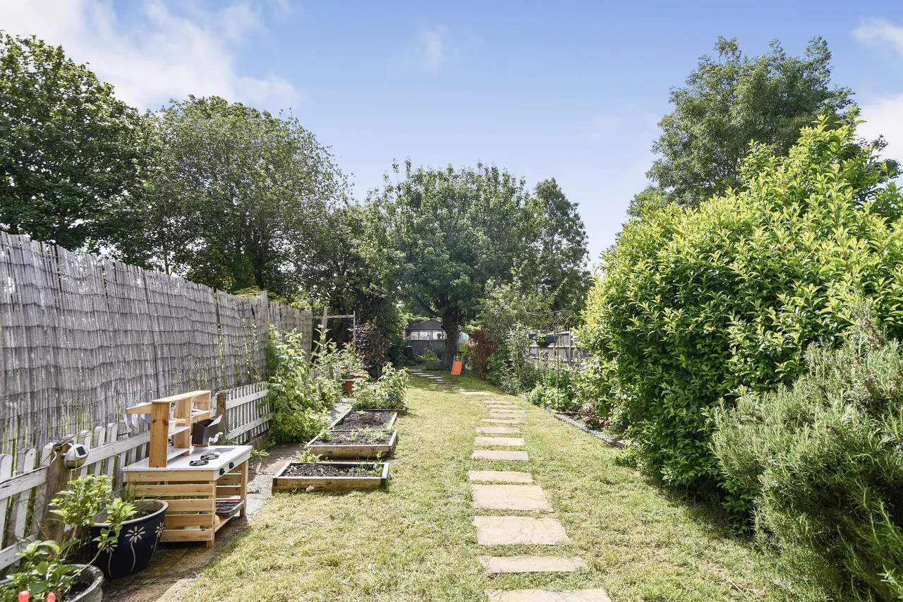 Beechcroft Road, Swindon, photo 11