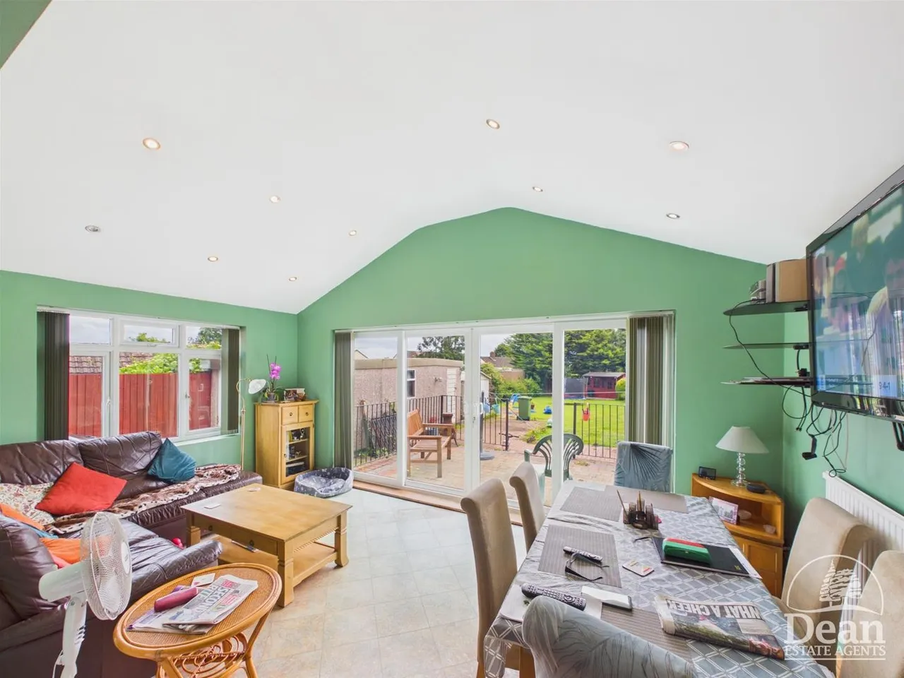 Naas Lane, Lydney, photo 4
