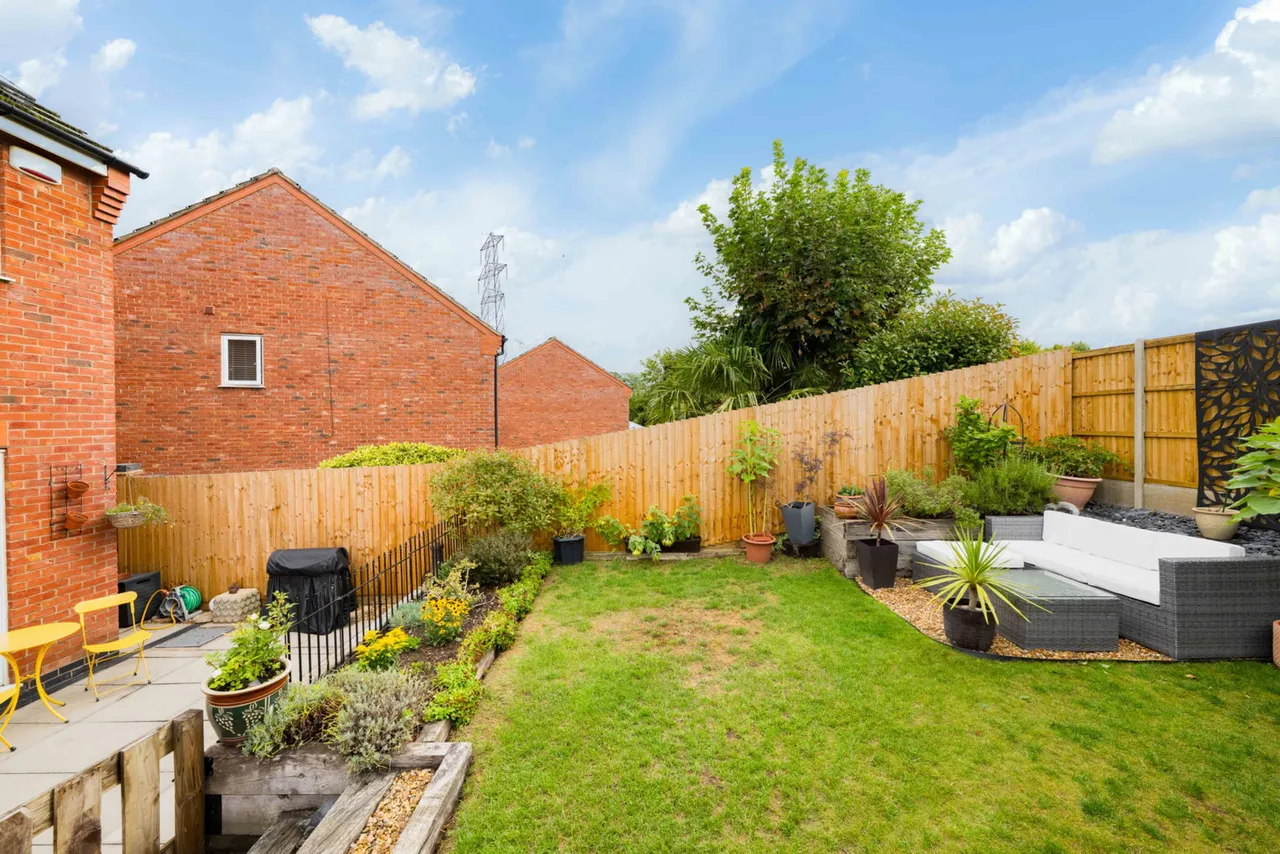 Carnoustie Close on Sunningdale in Grantham, photo 27