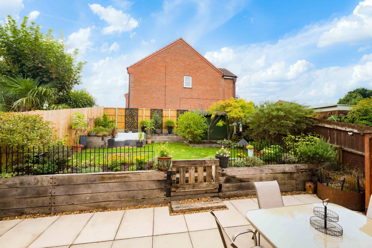Carnoustie Close on Sunningdale in Grantham, photo 24