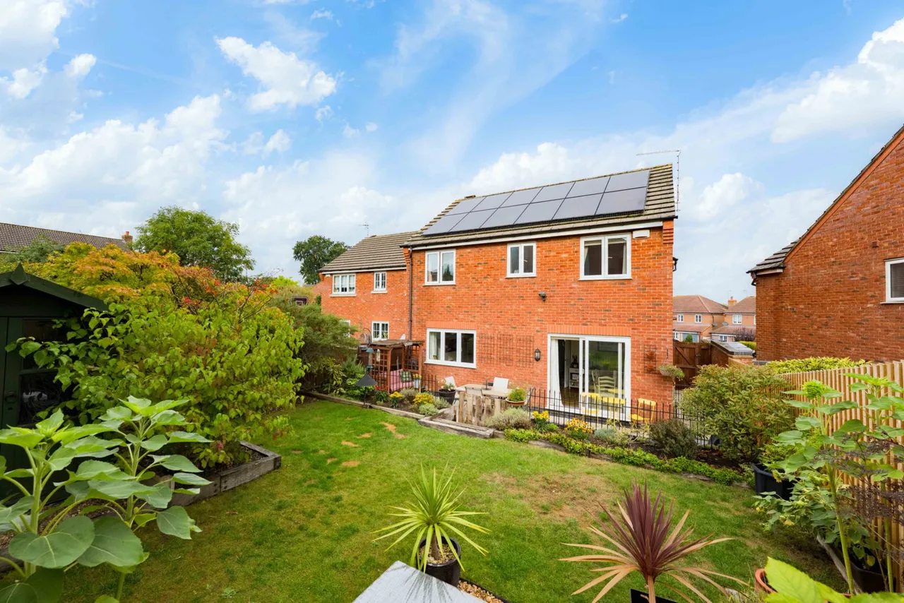 Carnoustie Close on Sunningdale in Grantham, photo 22