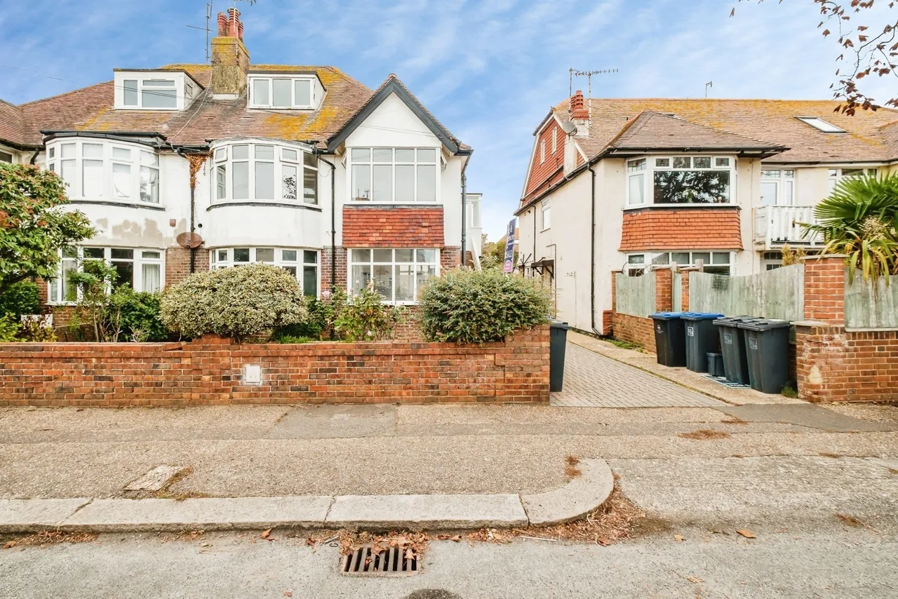 Aglaia Road, Worthing, BN11, photo 26