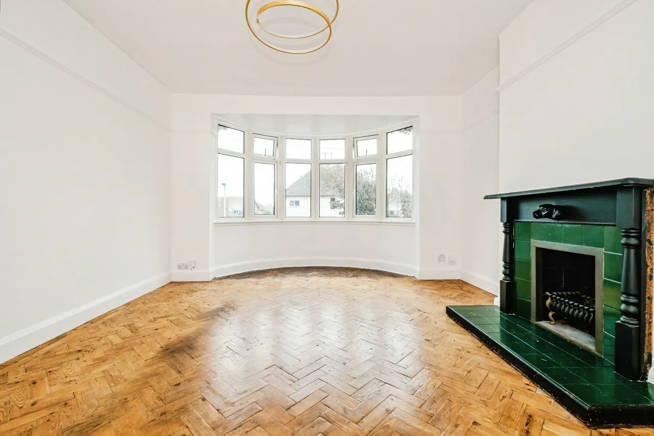 Aglaia Road, Worthing, BN11, photo 3