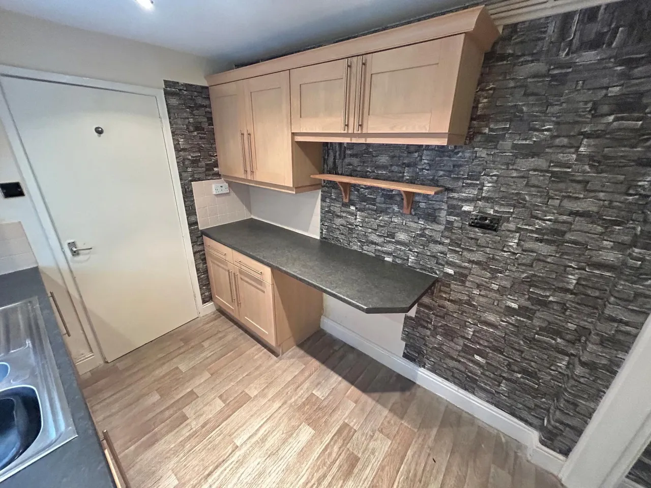 Wellington Street, Burton upon Trent, DE14, photo 5