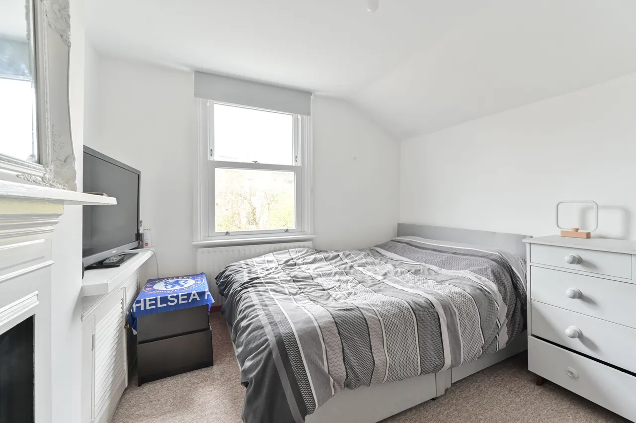 London, SW11, photo 6