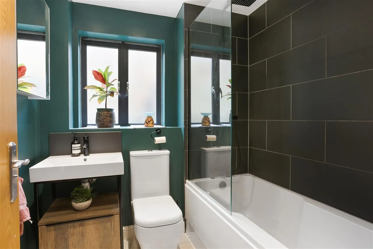 Statham Court, 20 Tollington Way, London, photo 15