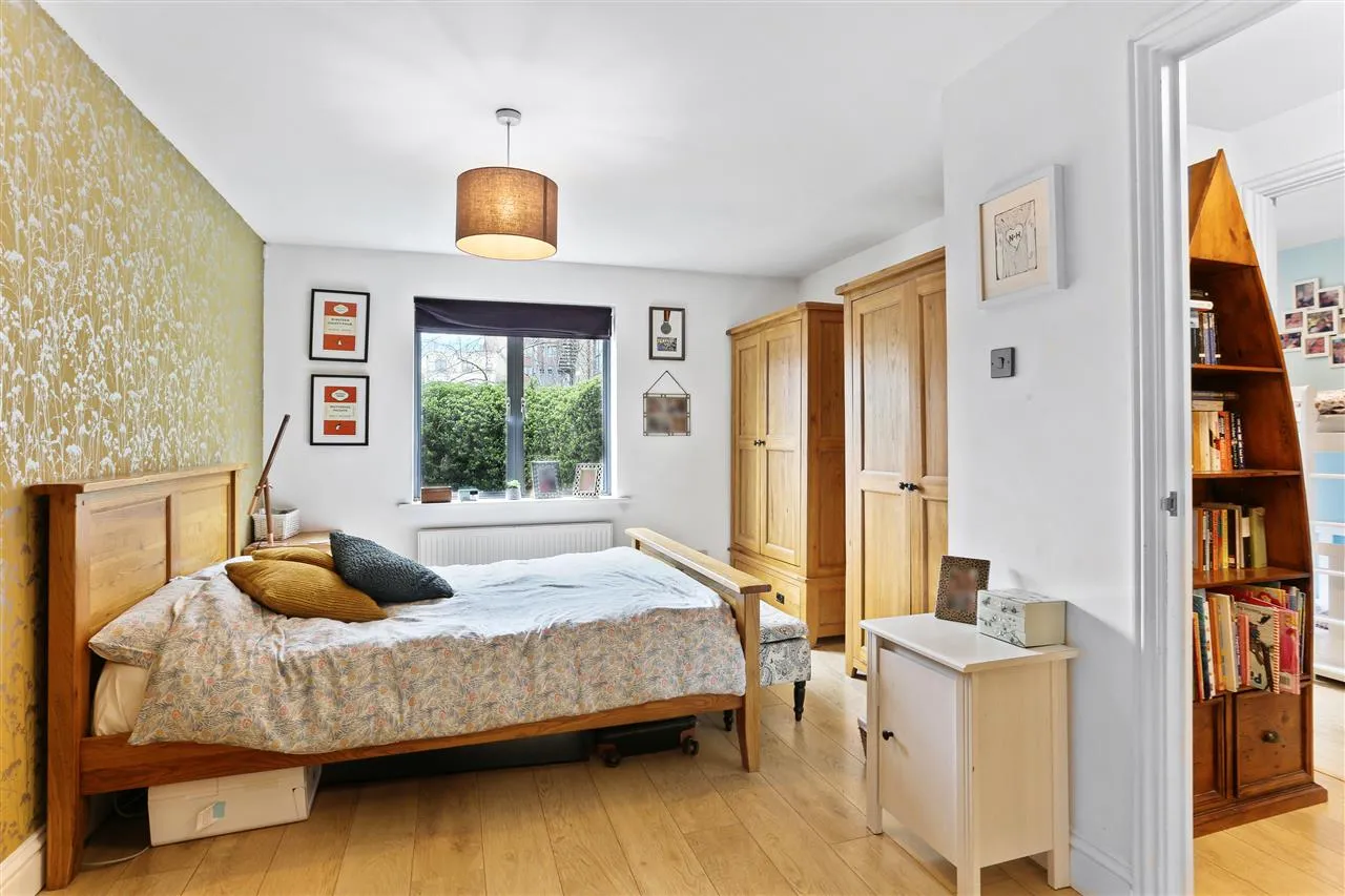 Statham Court, 20 Tollington Way, London, photo 10