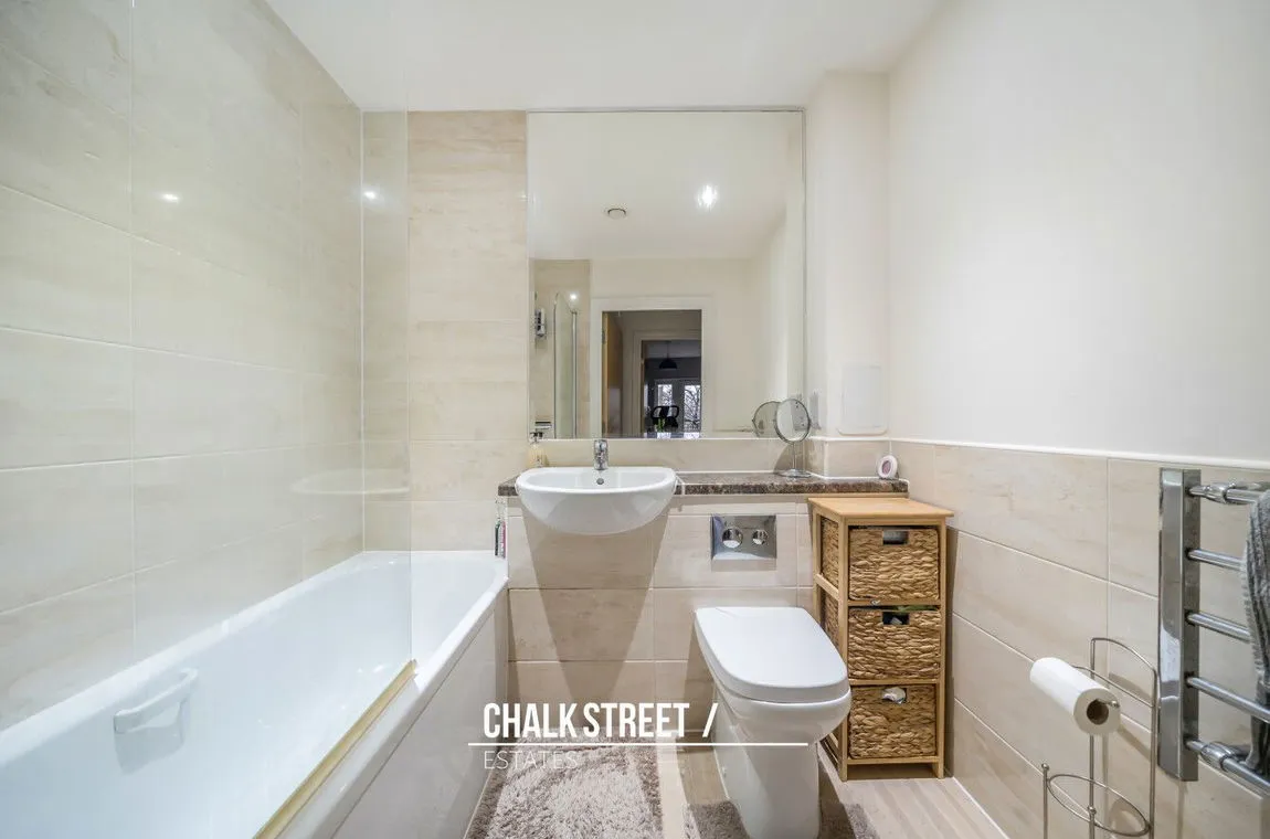 Stafford Avenue, Hornchurch, RM11 2FA, photo 11