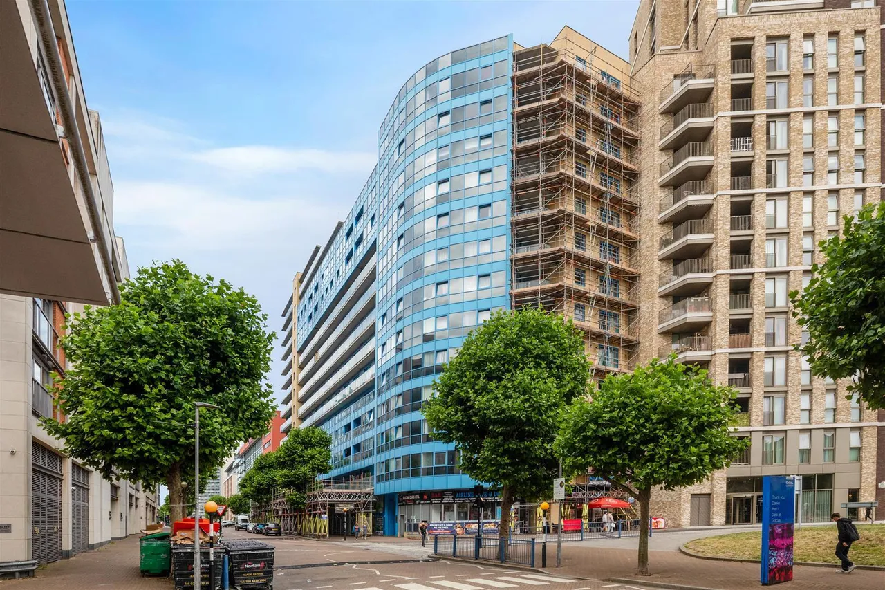 Western Gateway, Canning Town, E16, photo 4