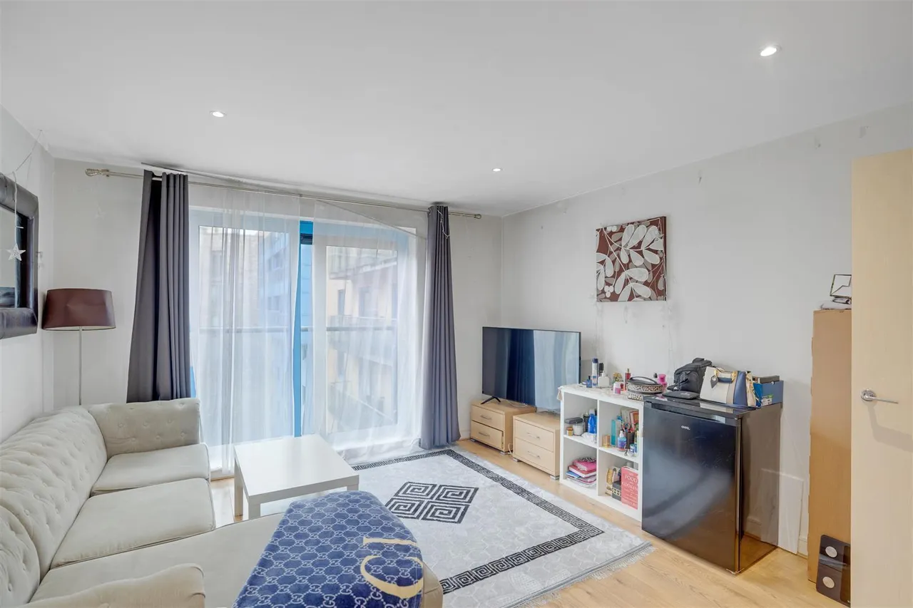 Western Gateway, Canning Town, E16, photo 5