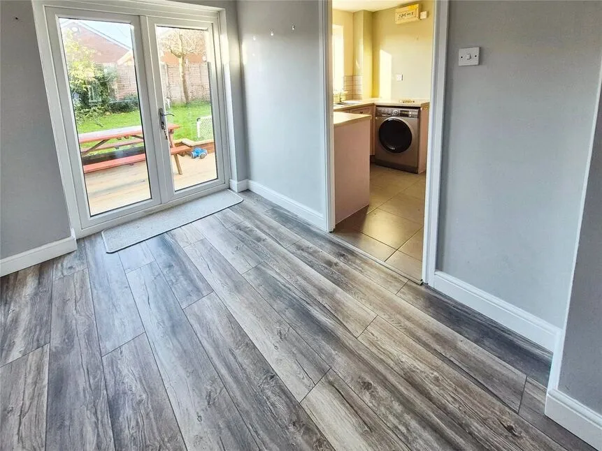 Windsor Close, Sudbrooke, Lincolnshire, LN2, photo 3