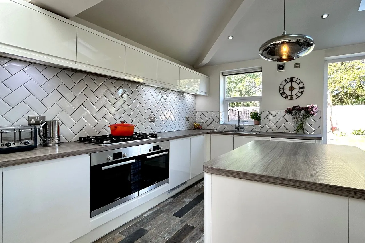 Aber Road, Cheadle, photo 8