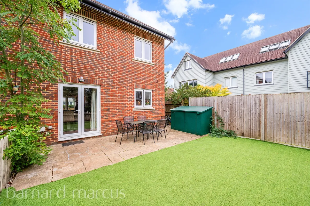 Jeremiah Court, Redhill, RH1, photo 16
