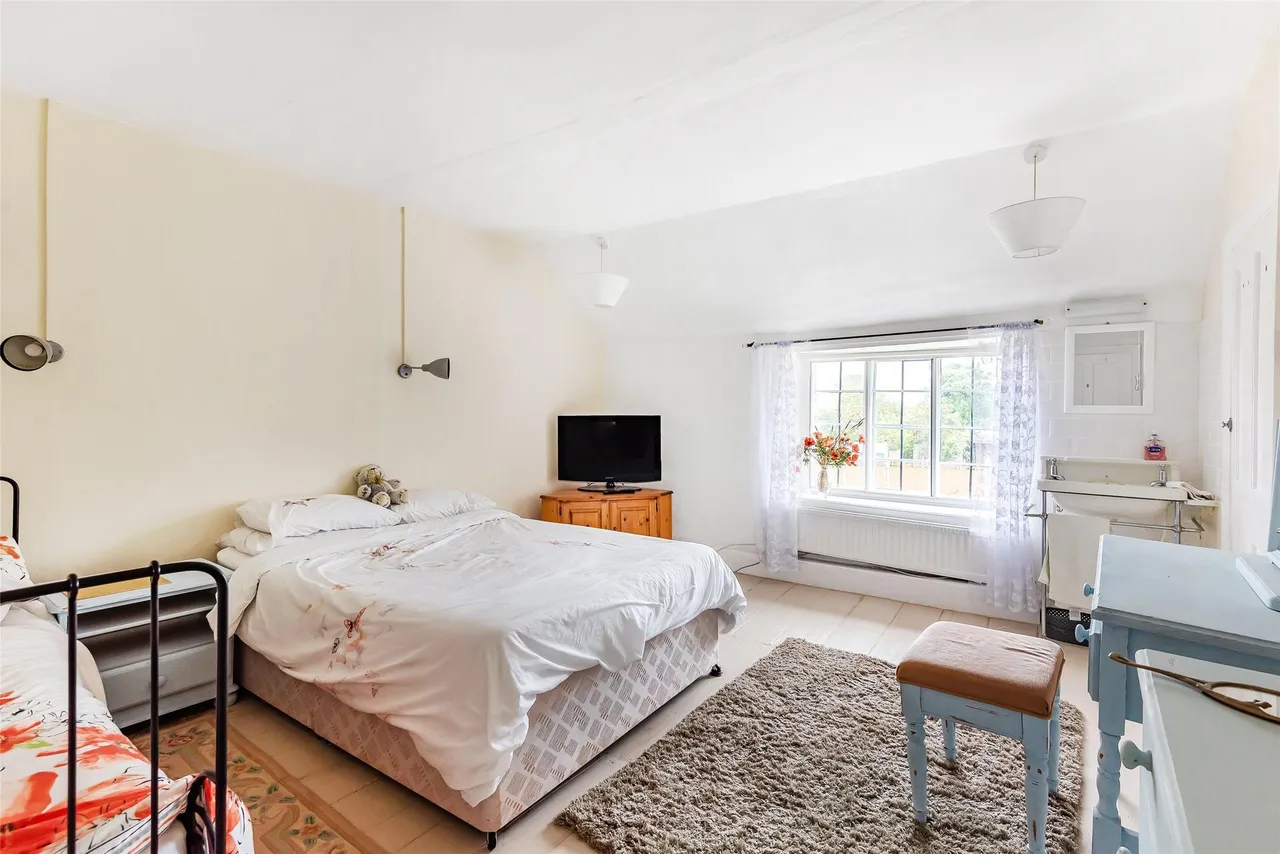 Combeland Road, Alcombe, photo 13