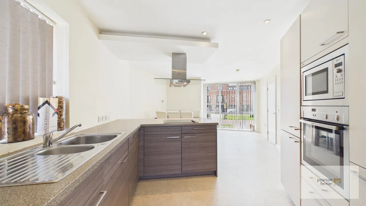 Walmersley Road, Bury, Greater Manchester, BL9 5JD, photo 8