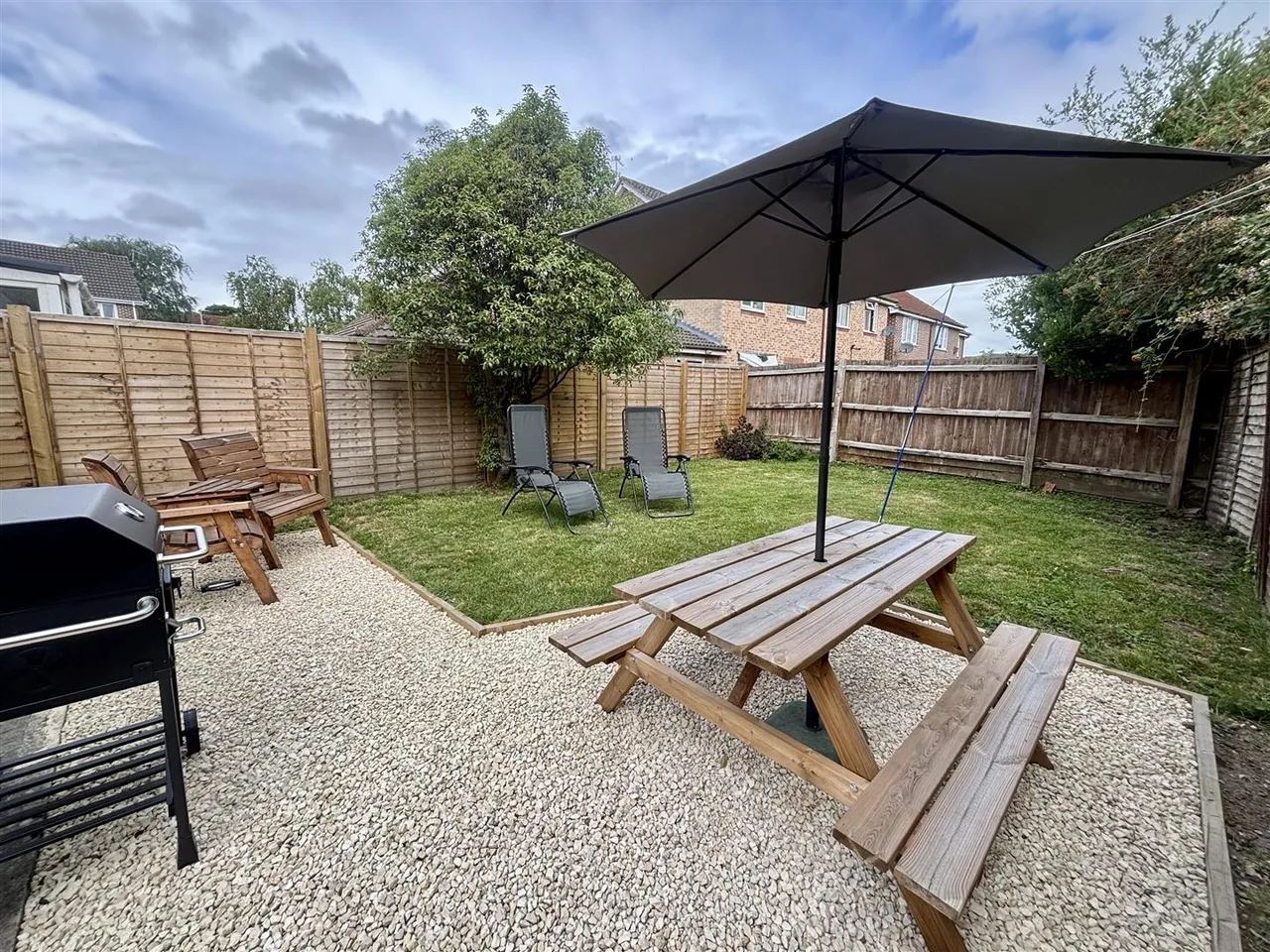Campion Close, Wyke, photo 4
