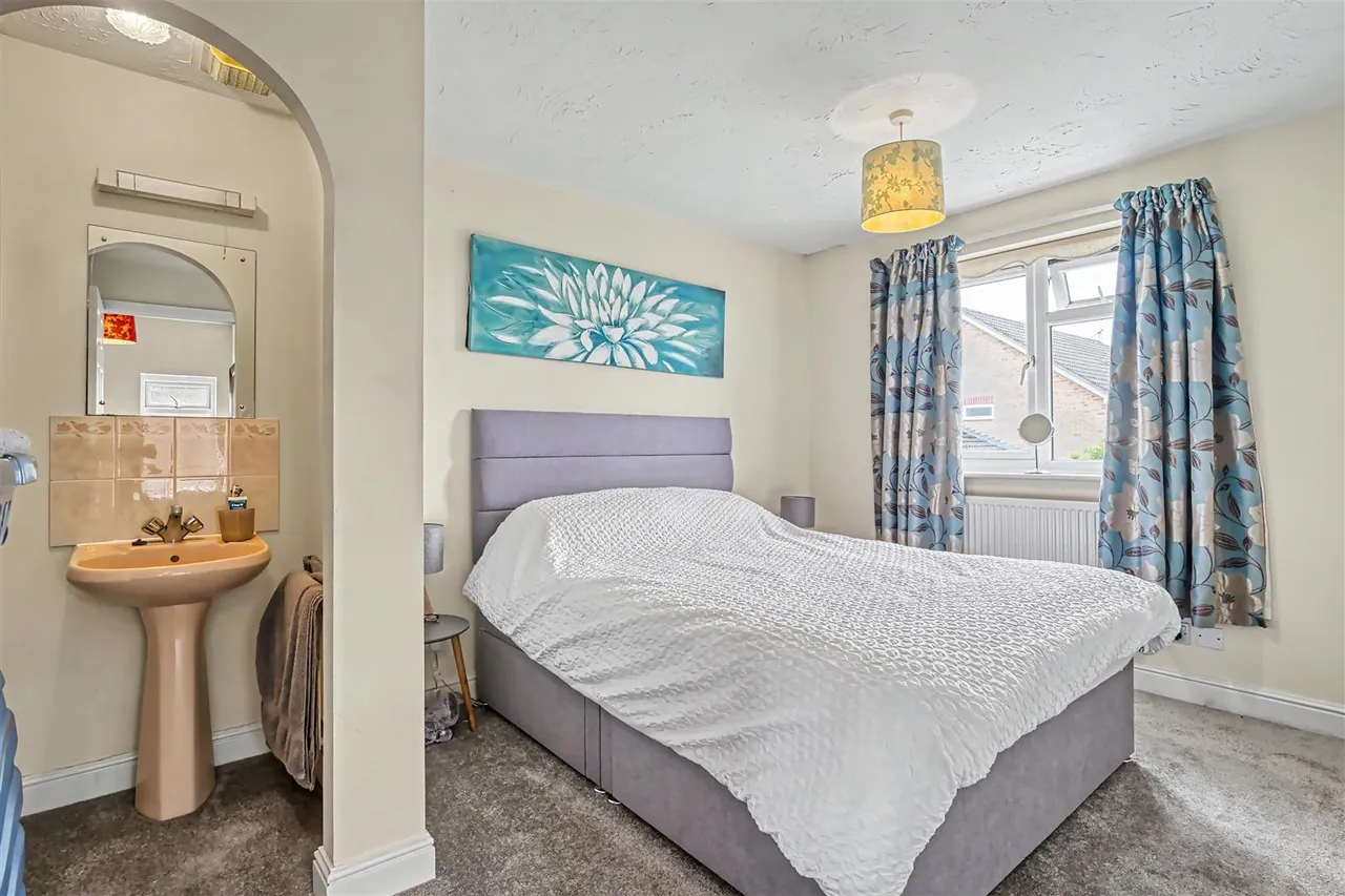 Campion Close, Wyke, photo 7