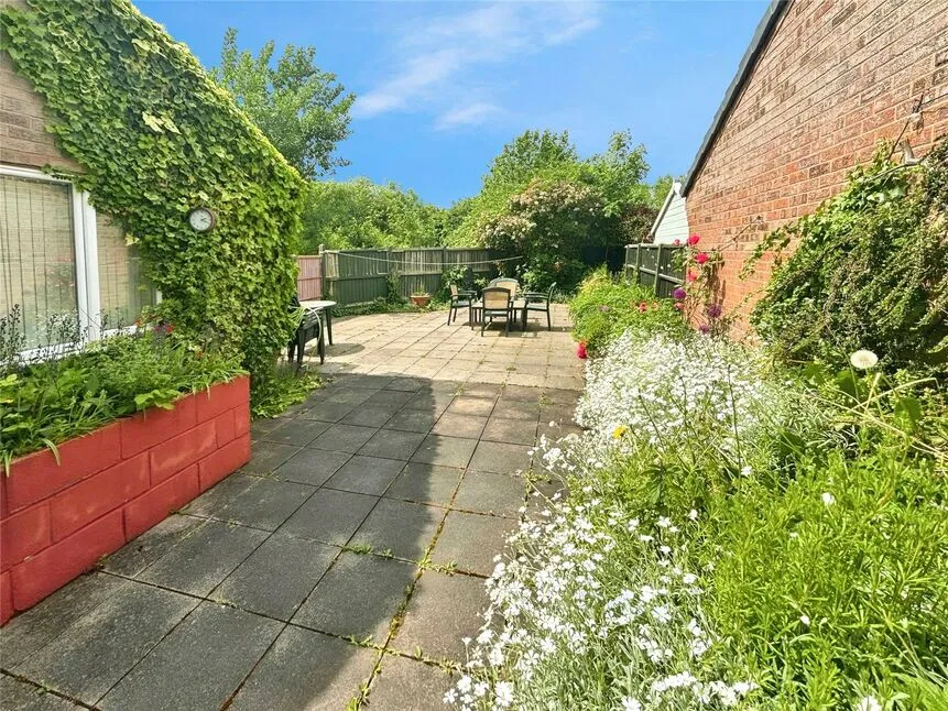 Walnut Close, Newhall, Derbyshire, DE11, photo 6
