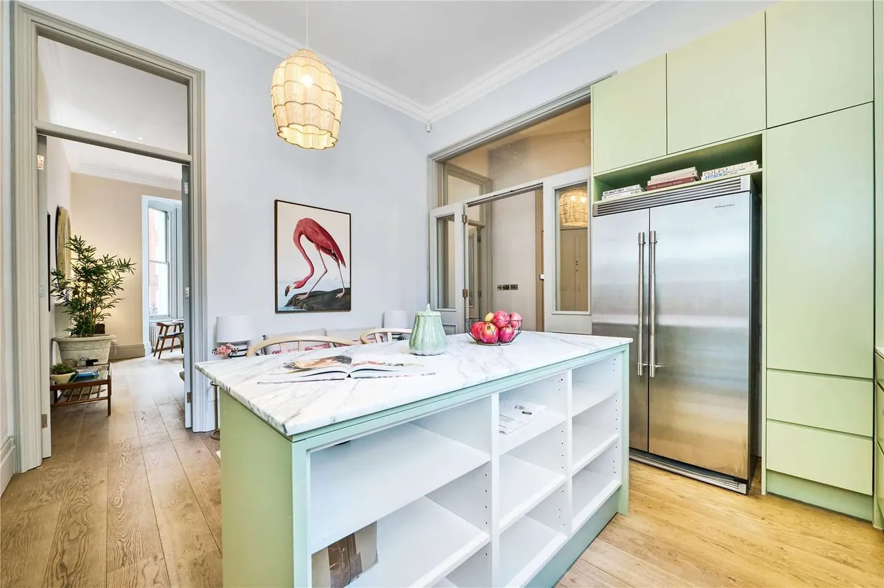 Old Brompton Road, London, SW5, photo 18