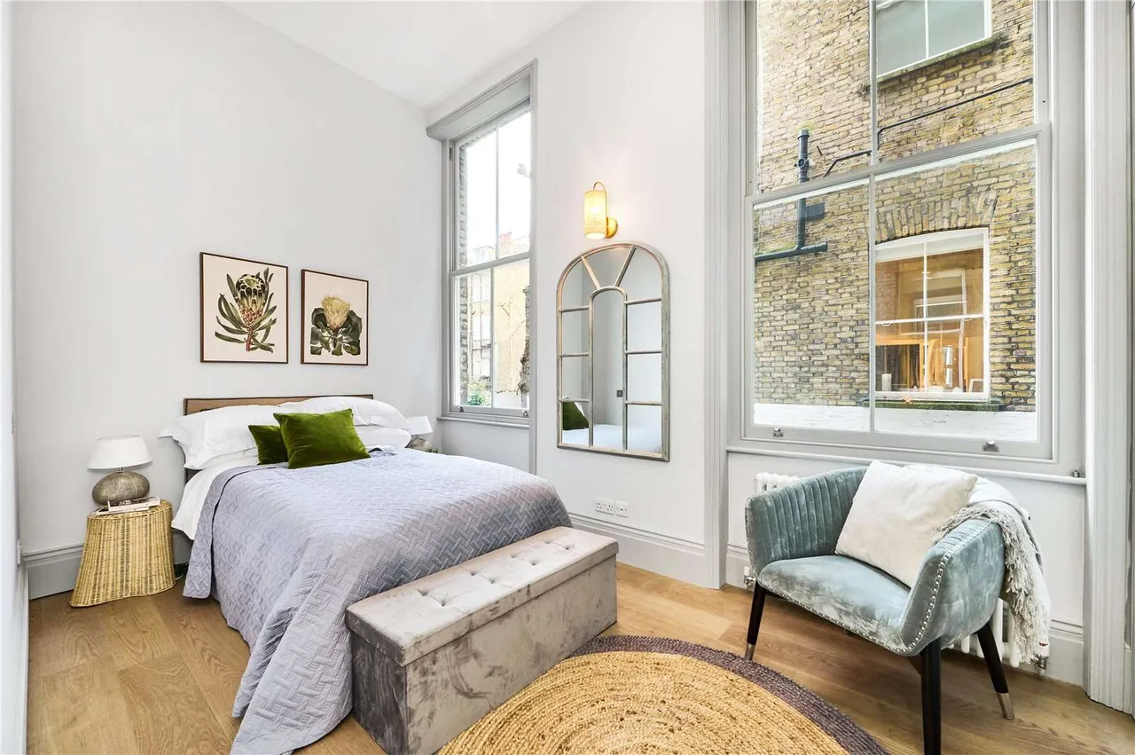 Old Brompton Road, London, SW5, photo 5