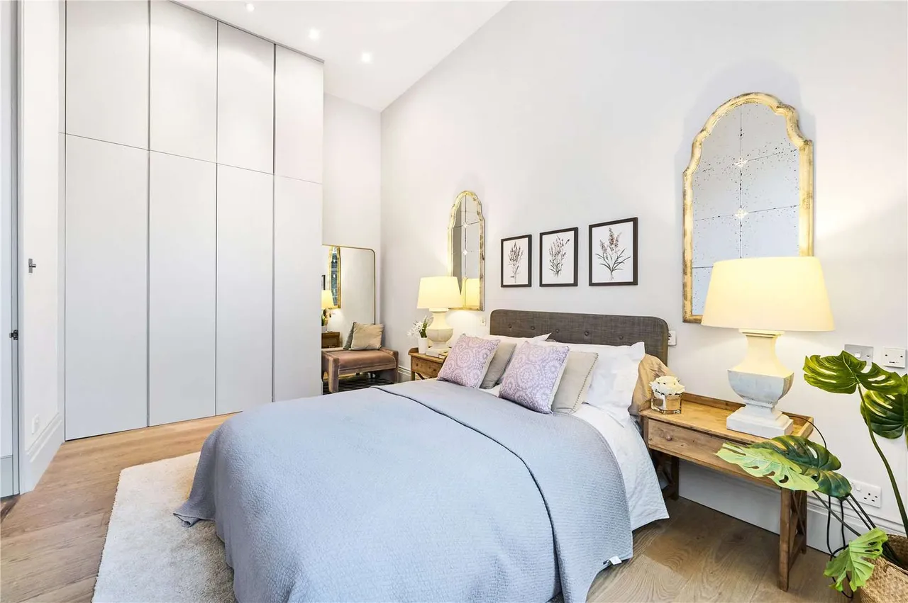 Old Brompton Road, London, SW5, photo 9
