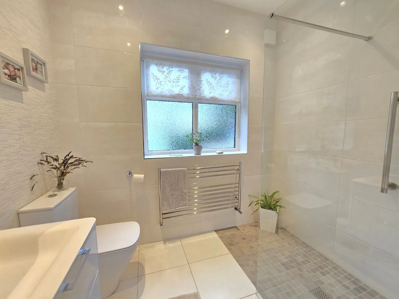 Heyes Lane, Altrincham, photo 17