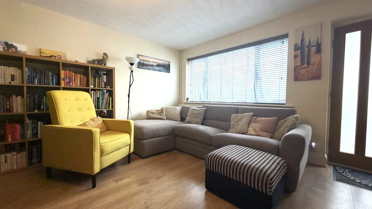Denshaw Close, Manchester, M19, photo 9