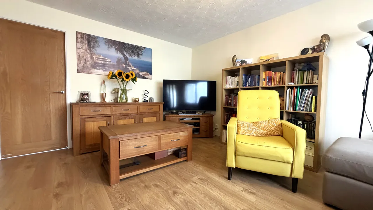 Denshaw Close, Manchester, M19, photo 7