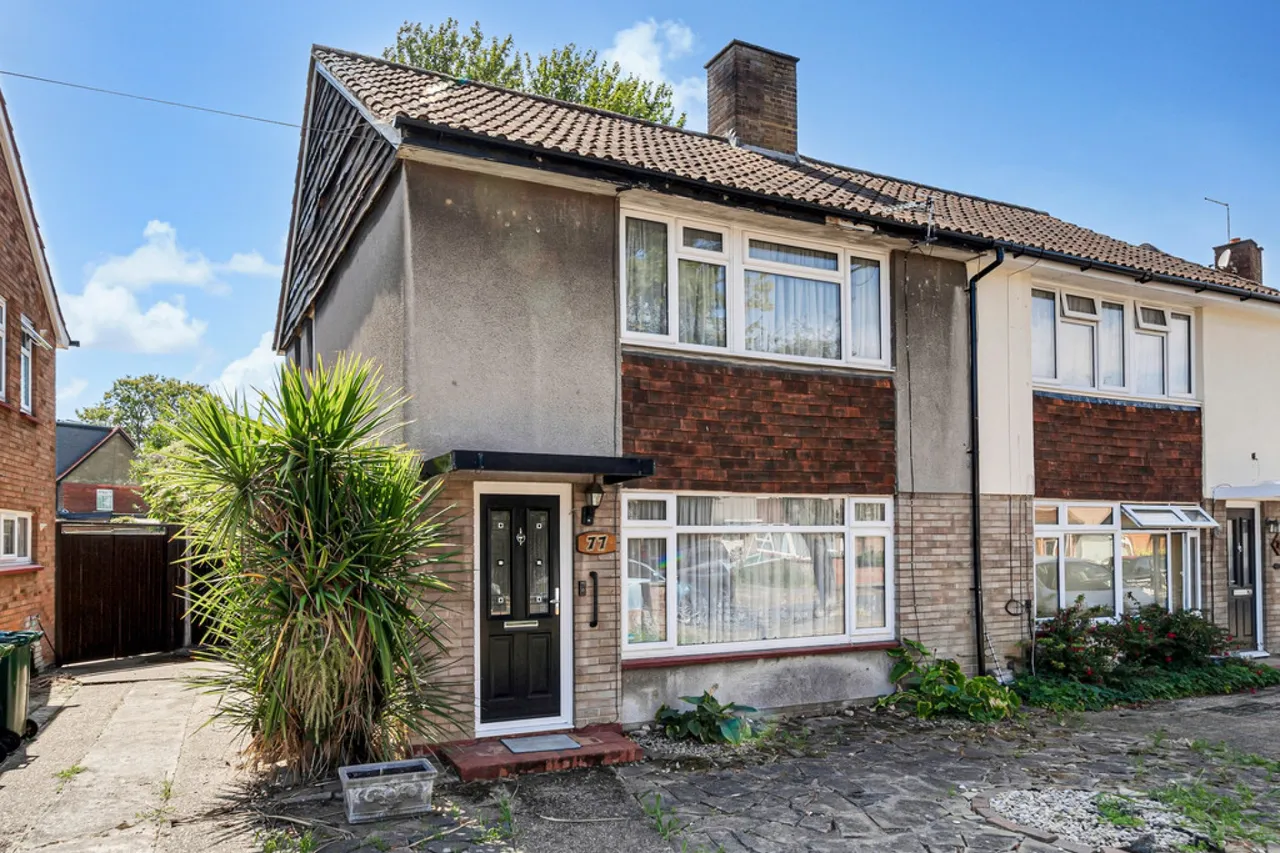 3 bed house for sale, Metcalf Road, Ashford