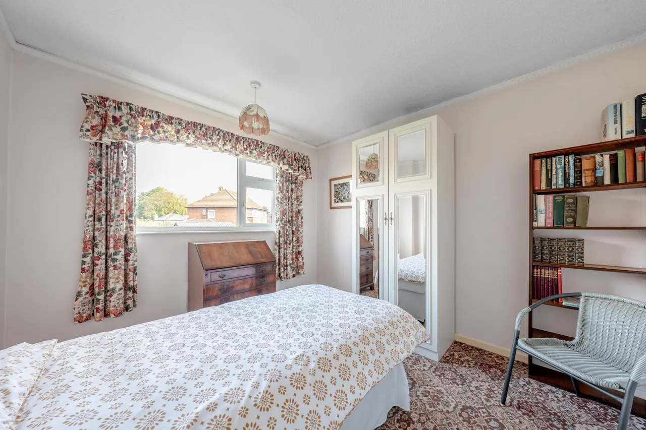 St Matthews Walk, Chapel Allerton, LS7, photo 10