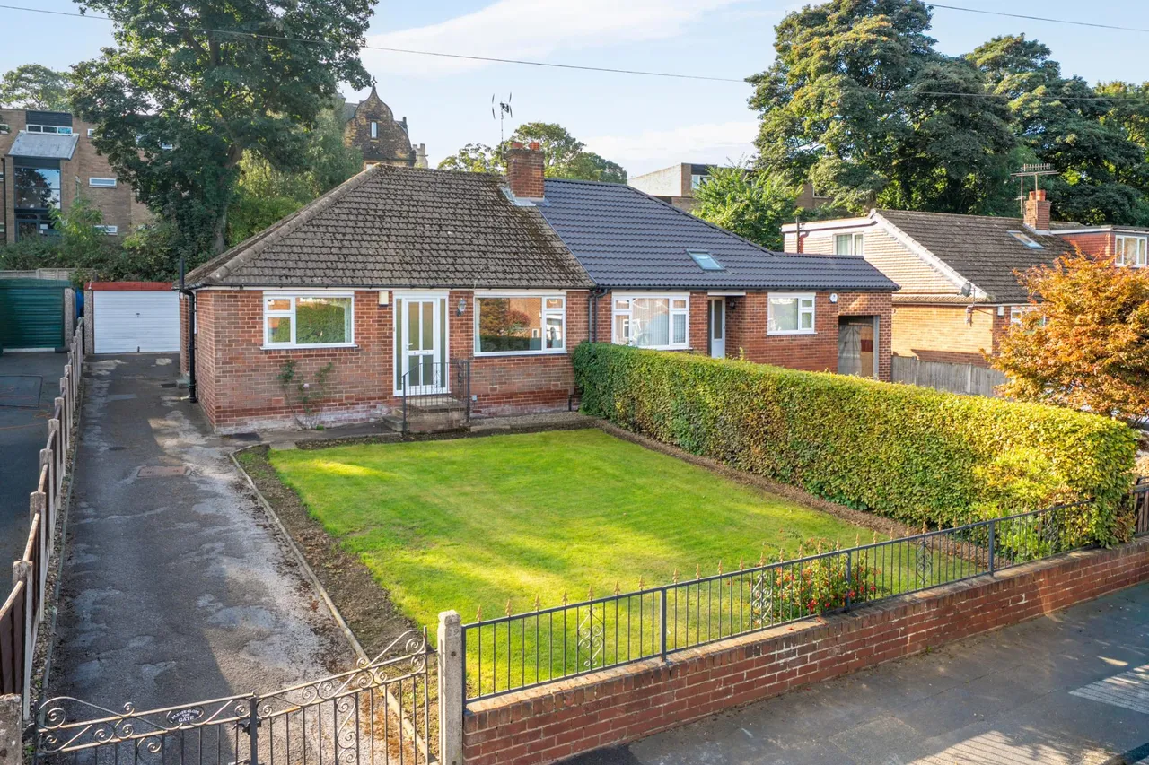 2 bed house for sale, St Matthews Walk, Chapel Allerton, LS7