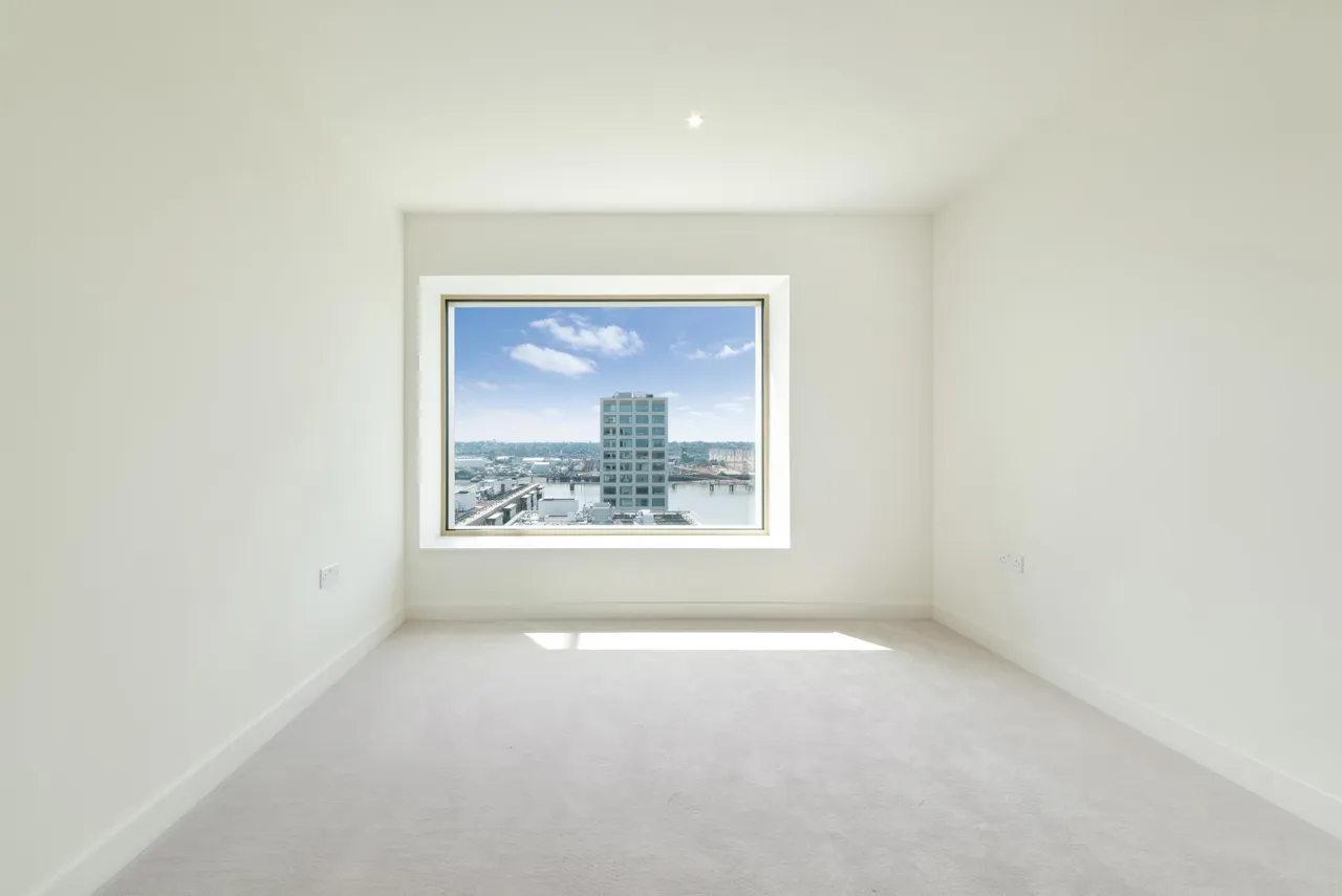 Riverscape, Royal Wharf, E16, photo 15
