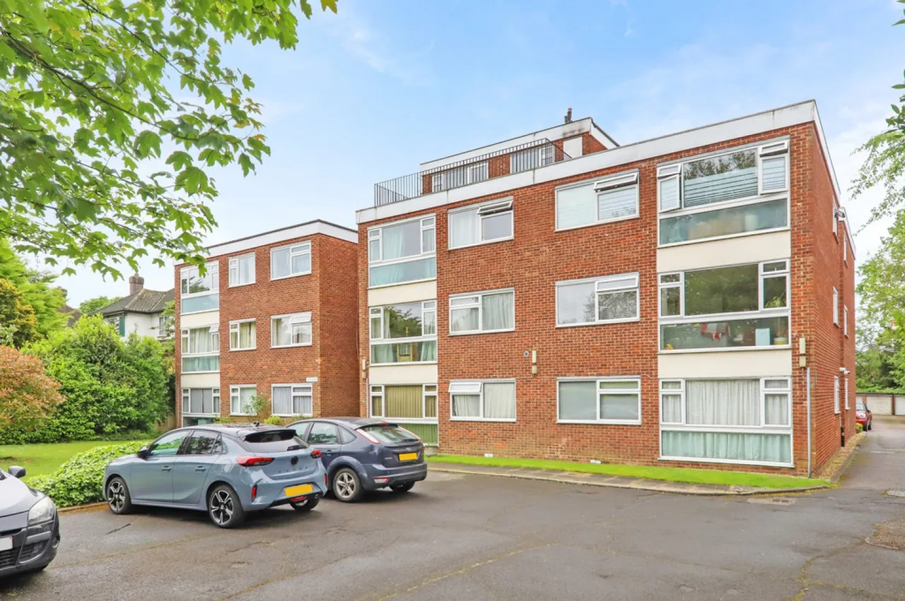 Foxgrove Road, Beckenham, BR3, photo 9