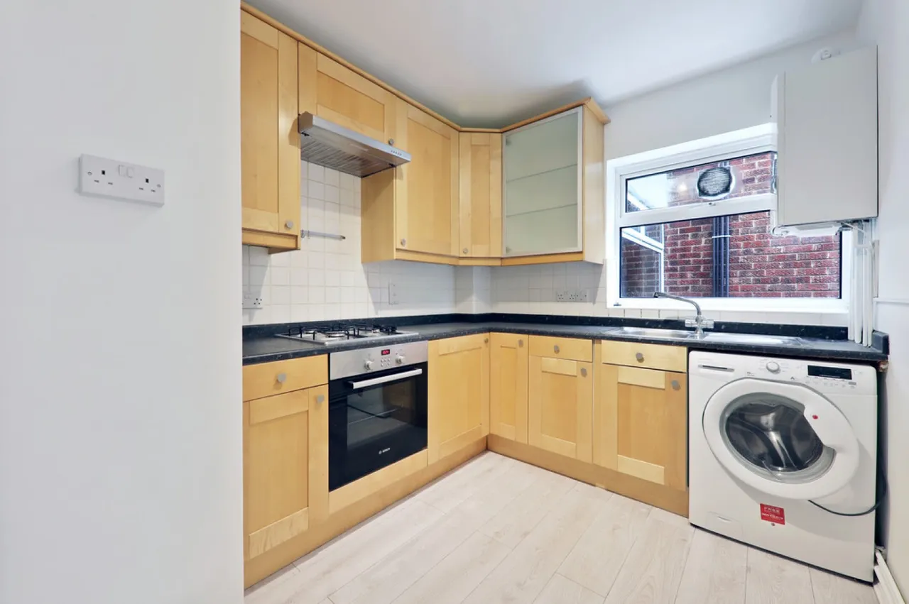 Foxgrove Road, Beckenham, BR3, photo 5