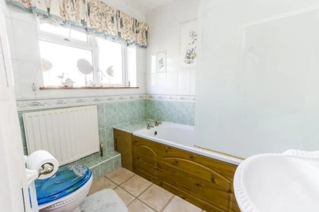 Fromond Road, Weeke, SO22, photo 9