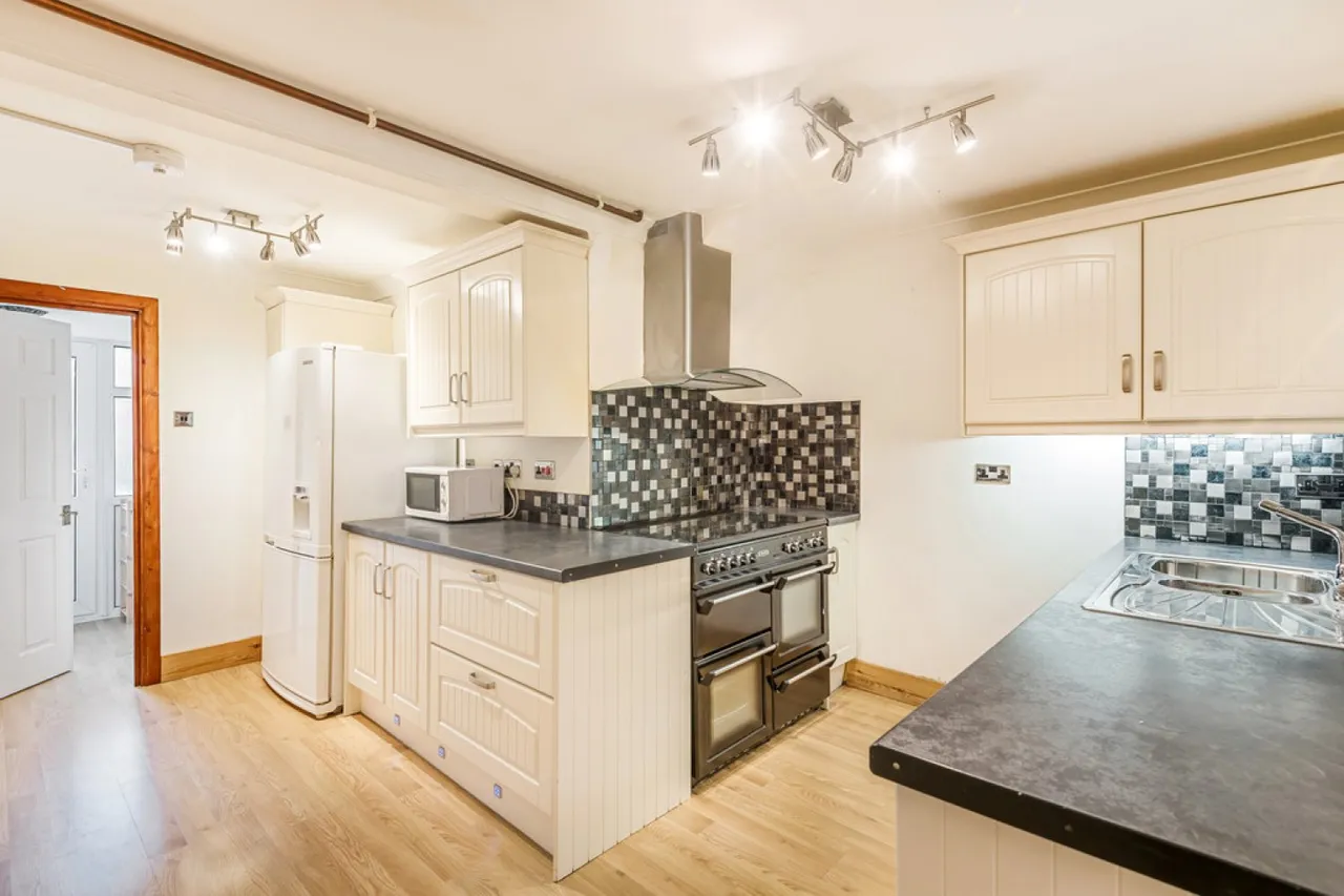 Fromond Road, Weeke, SO22, photo 7