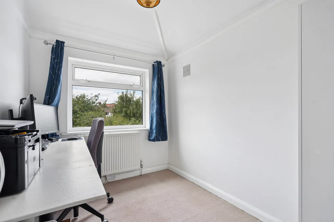 Bushey Mill Crescent, Watford, Watford, WD24 7RD, photo 10