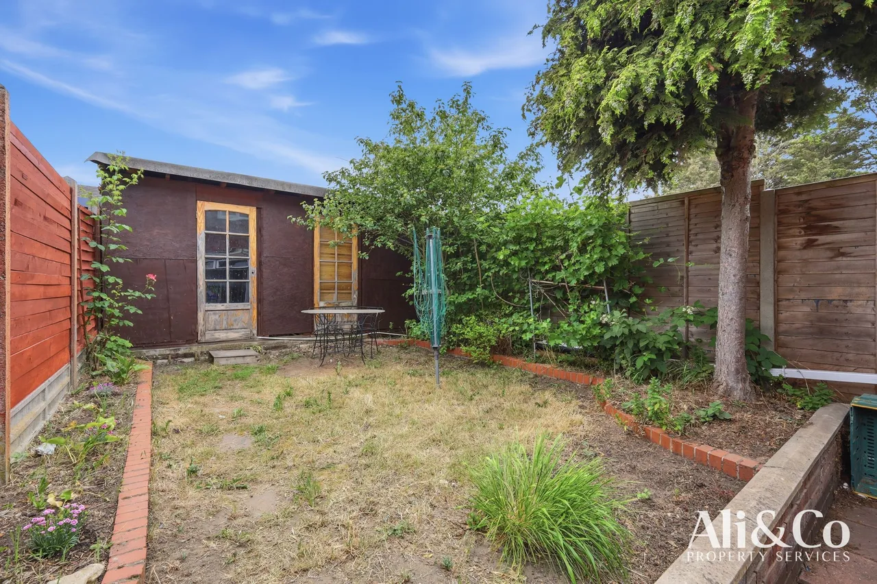 Wood Avenue, Purfleet-on-Thames, Essex, RM19 1TL, photo 10
