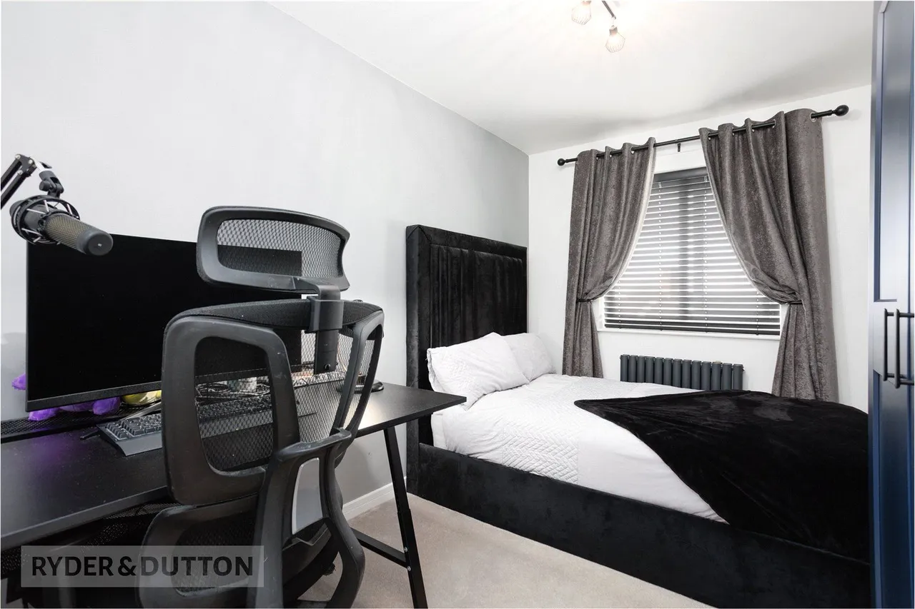 Spinners Way, Moorside, OL4, photo 31