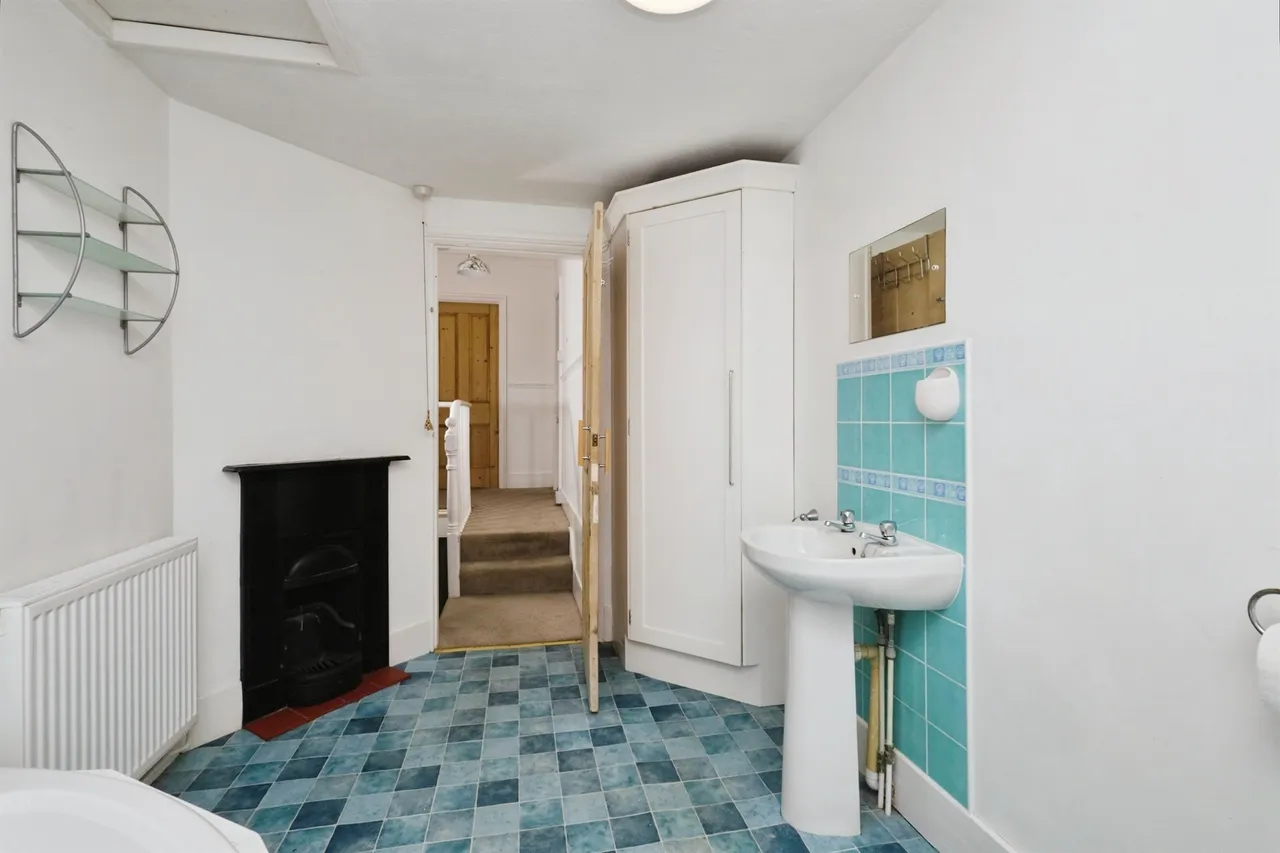 Beltring Road, Eastbourne, photo 12