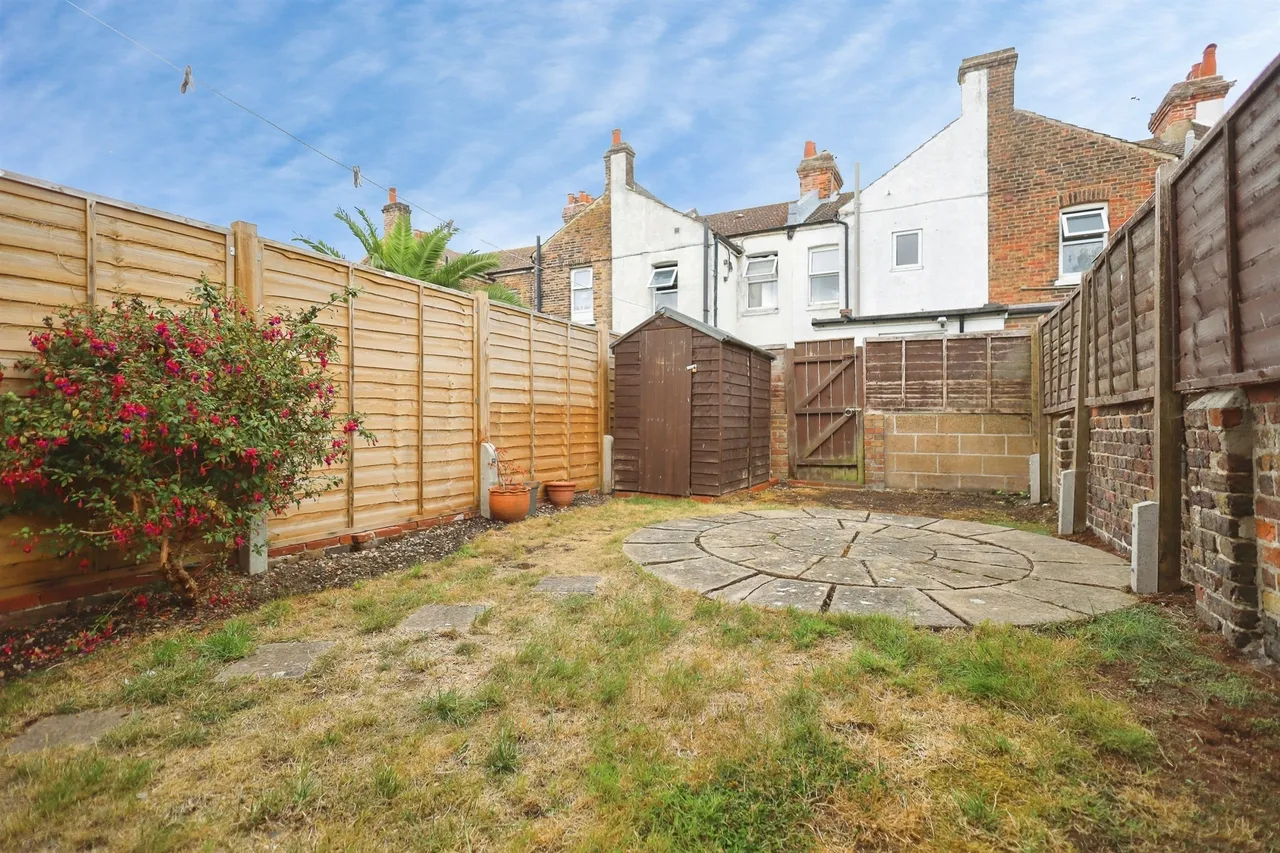 Beltring Road, Eastbourne, photo 10