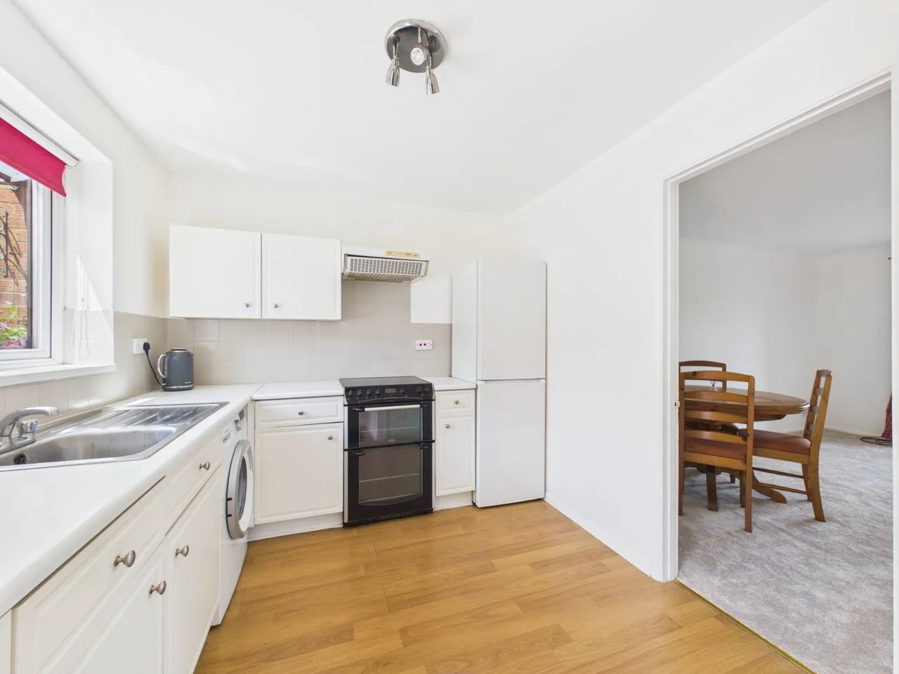 Kingsmead Road, High Wycombe, HP11, photo 9