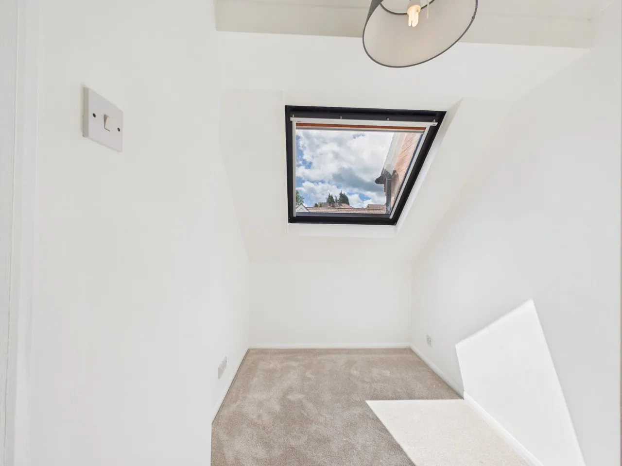 Kingsmead Road, High Wycombe, HP11, photo 16