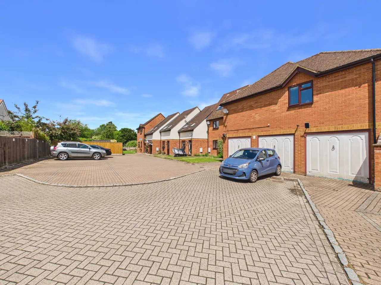 Kingsmead Road, High Wycombe, HP11, photo 19